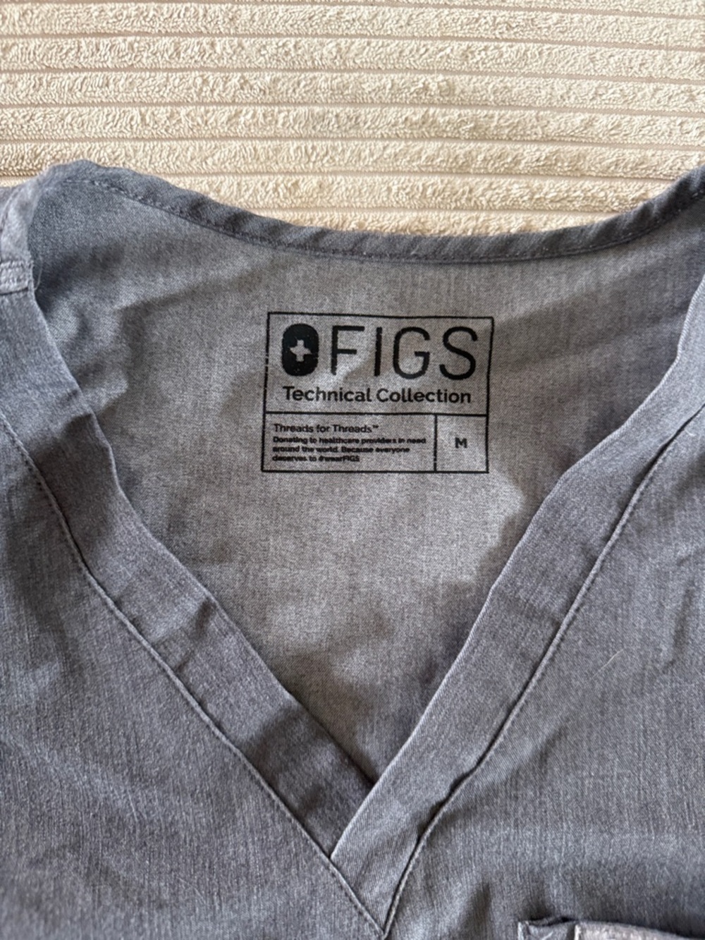 One pocket graphite top - Picture 2 of 2
